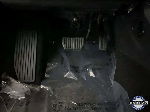 Used 2019 Ford Fusion SE image 30