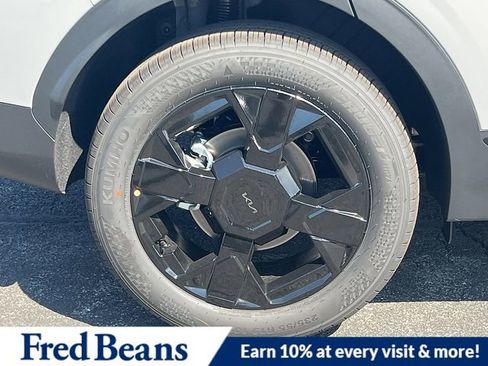 New 2026 Kia Sportage X-Line w/ X-Line Premium Package image 5