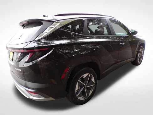 Certified 2025 Hyundai Tucson SEL AWD/4WD image 7