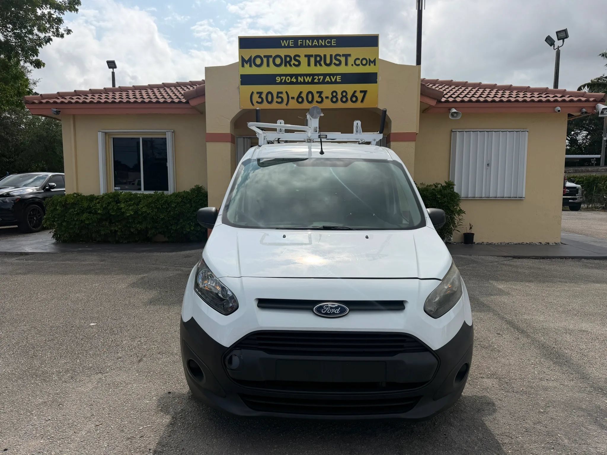 Used 2016 Ford Transit Connect XL FWD image 9