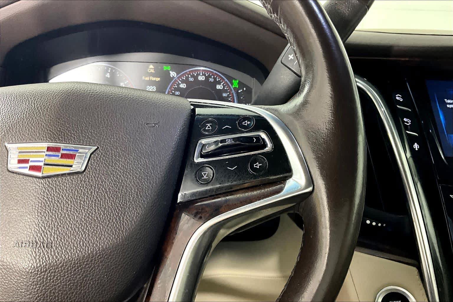 Used 2015 Cadillac Escalade ESV 2WD image 23