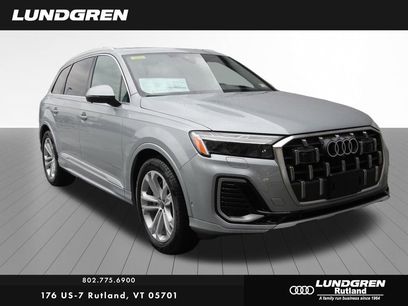 New 2025 Audi Q7 3.0T Prestige