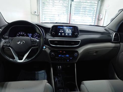 Used 2020 Hyundai Tucson Sport w/ Cargo Package AWD/4WD image 13