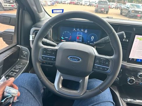Used 2026 Ford F250 Lariat w/ Tremor Off-Road Package AWD/4WD image 16