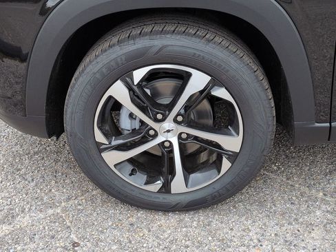 New 2026 Chevrolet Trax RS w/ Driver Confidence Package FWD image 11