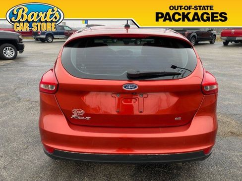 Used 2018 Ford Focus SE w/ Cold Weather Package image 5
