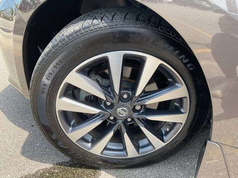 Used 2016 Nissan Altima 2.5 SL FWD image 42