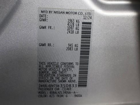 Used 2025 Nissan Altima 2.5 SV image 37