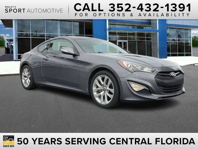 Used 2015 Hyundai Genesis 3.8 RWD image 1