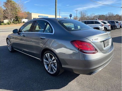 Used 2019 Mercedes-Benz C 300 Sedan w/ Premium Package image 4