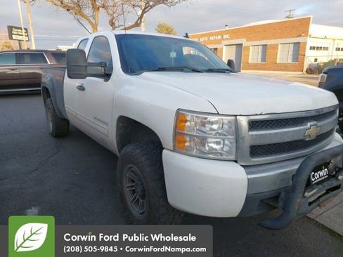 Used 2010 Chevrolet Silverado 1500 LS image 5