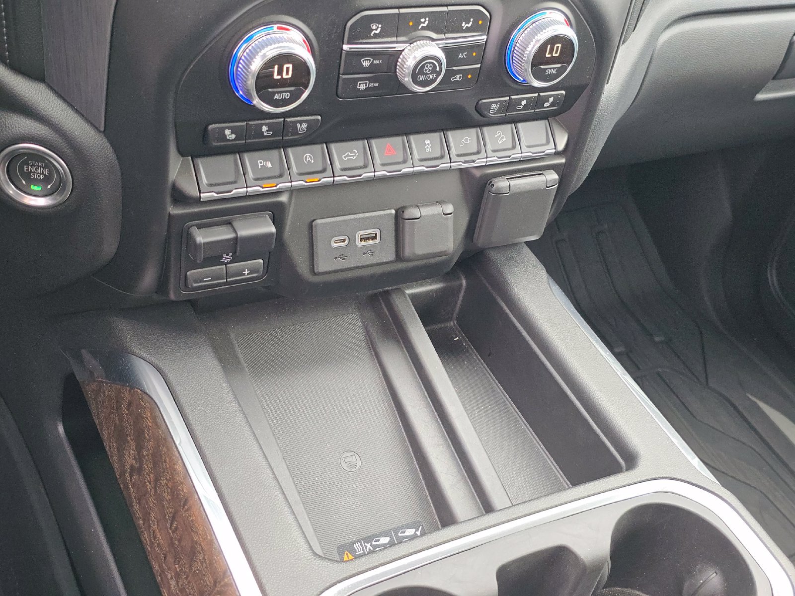 Used 2019 GMC Sierra 1500 Denali w/ Trailer Camera Package AWD/4WD image 25