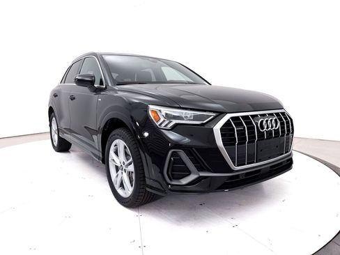 Used 2024 Audi Q3 2.0T Premium Plus w/ Premium Plus Package AWD/4WD image 13