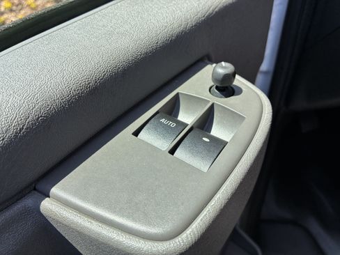Used 2025 Chevrolet Express 3500 w/ Power Convenience Package RWD image 25