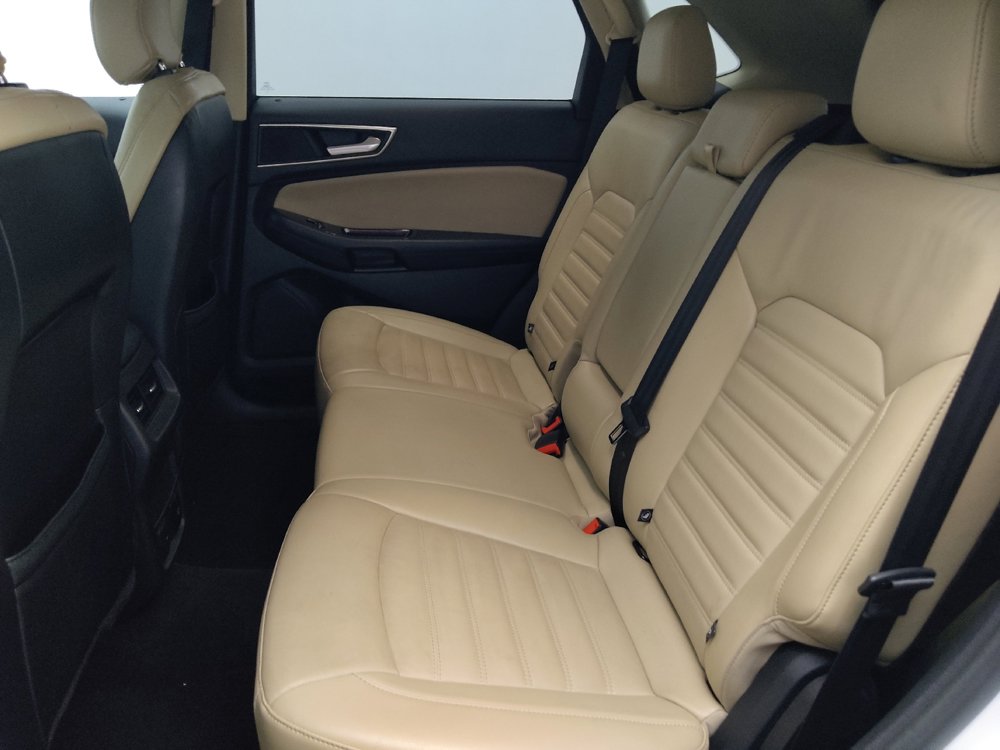 Used 2015 Ford Edge SEL w/ Equipment Group 201A AWD/4WD image 18