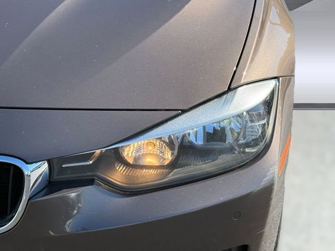 Used 2014 BMW 320i Sedan image 10