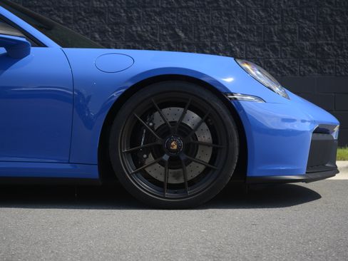 Certified 2025 Porsche 911 Carrera GTS RWD image 11