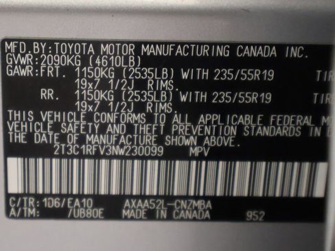 Certified 2022 Toyota RAV4 XLE Premium FWD image 17