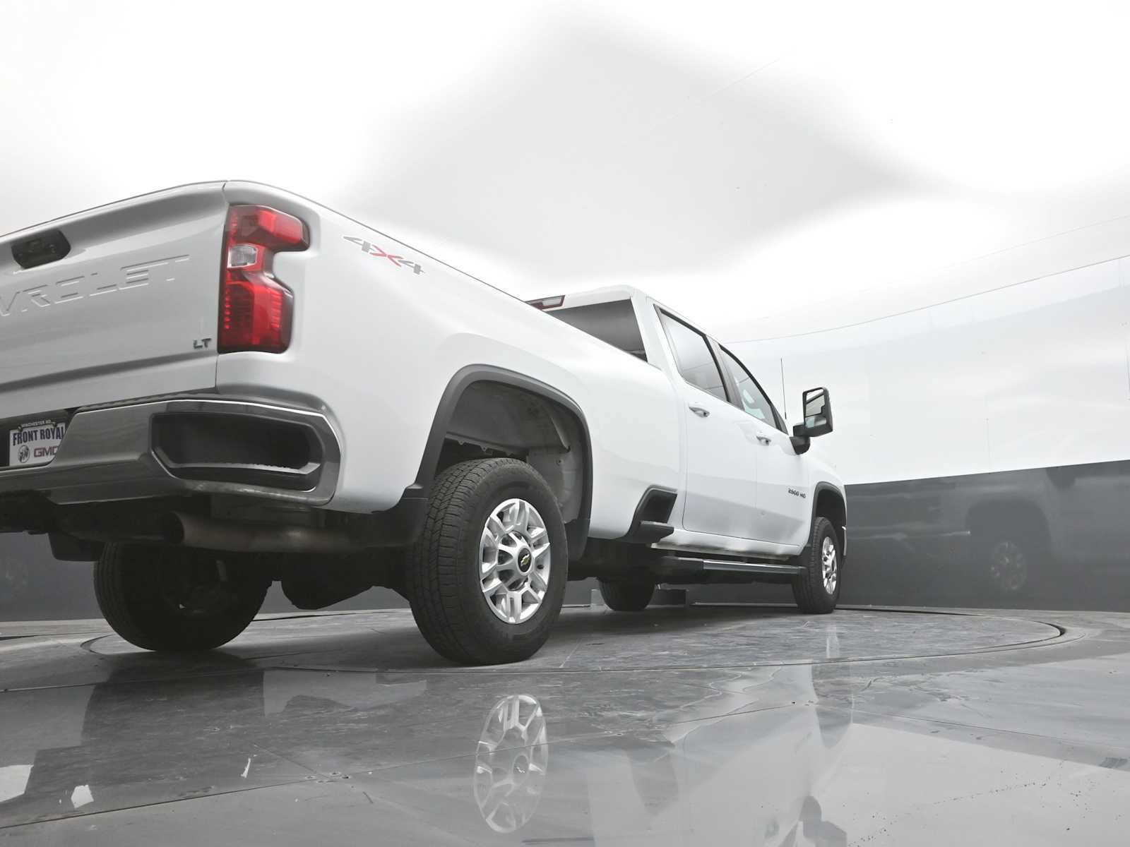 Used 2025 Chevrolet Silverado 2500 LT w/ Convenience Package AWD/4WD image 47