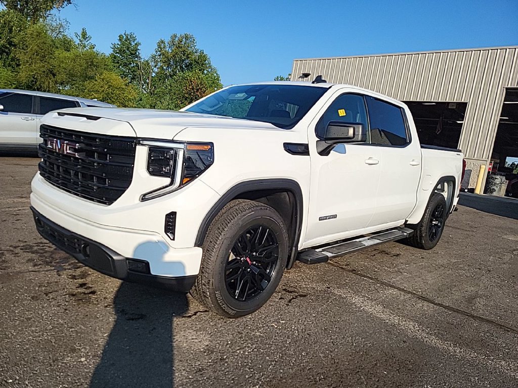 Used 2024 GMC Sierra 1500 Elevation AWD/4WD image 4