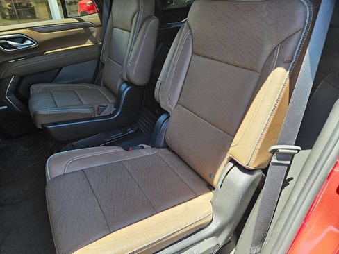 Used 2024 Chevrolet Tahoe High Country w/ Advanced Technology Package AWD/4WD image 27