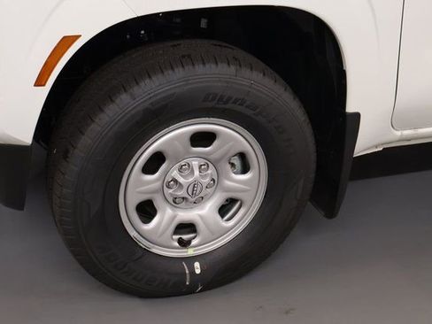 New 2025 Nissan Frontier S image 7