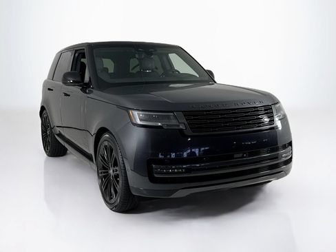 Used 2024 Land Rover Range Rover SE AWD/4WD image 7