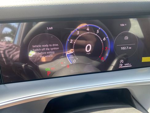 New 2026 Volkswagen Tiguan SE R-Line image 14