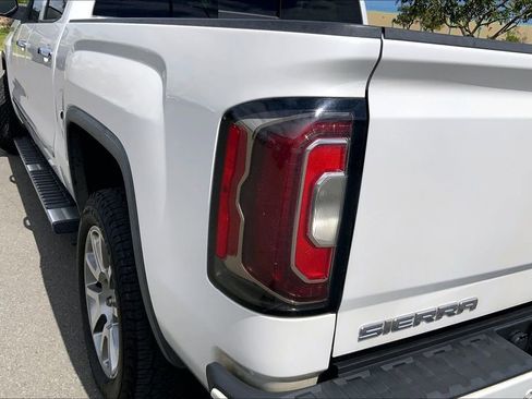 Used 2016 GMC Sierra 1500 Denali w/ Enhanced Driver Alert Package AWD/4WD image 25