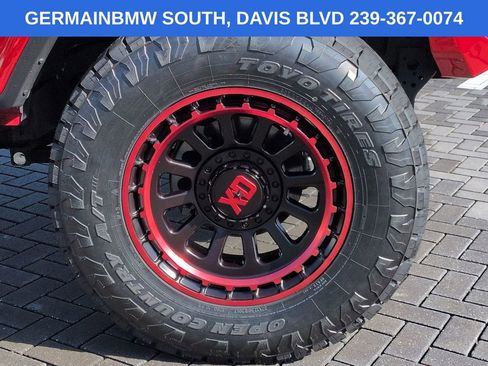 Used 2023 Jeep Wrangler Unlimited Sahara AWD/4WD image 12