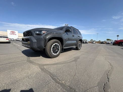 Used 2025 Toyota 4Runner TRD Off-Road Premium w/ Tow Technology Package AWD/4WD image 2