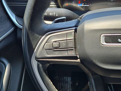 Used 2021 Jeep Grand Cherokee L Limited AWD/4WD image 20