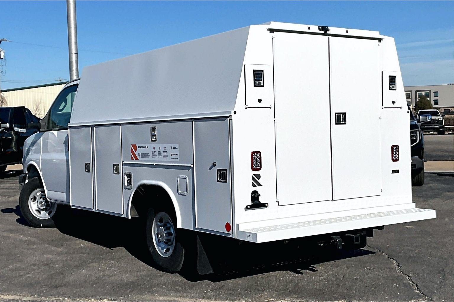 New 2025 Chevrolet Express 3500 RWD image 3