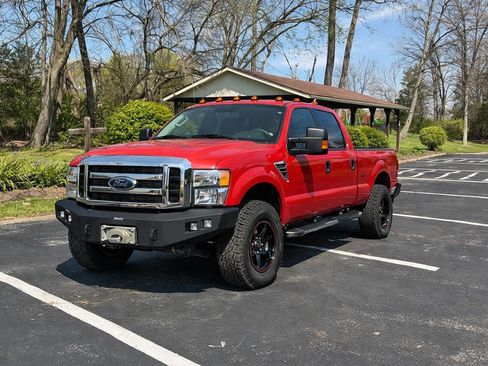 Used 2010 Ford F250 XLT AWD/4WD image 1