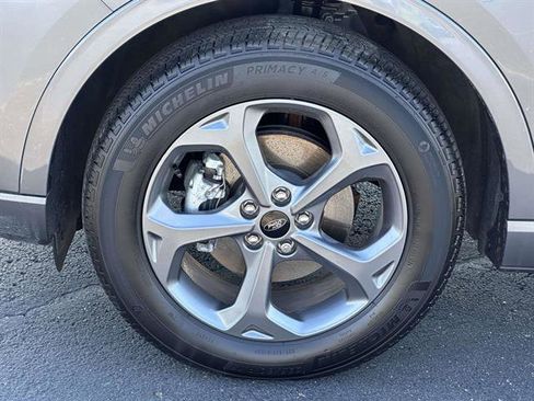 Used 2024 Ford Escape ST-Line w/ Tech Pack #1 image 8