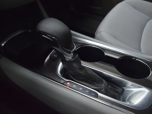 Used 2022 Chevrolet Malibu LS FWD image 22