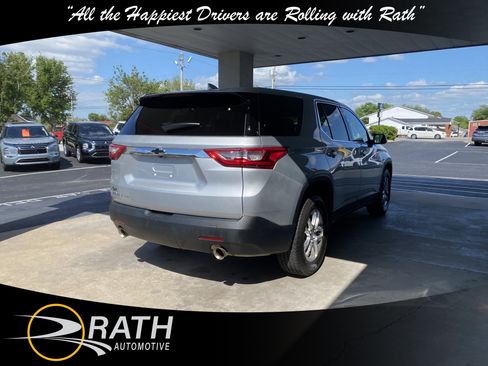 Used 2020 Chevrolet Traverse LS AWD/4WD image 6