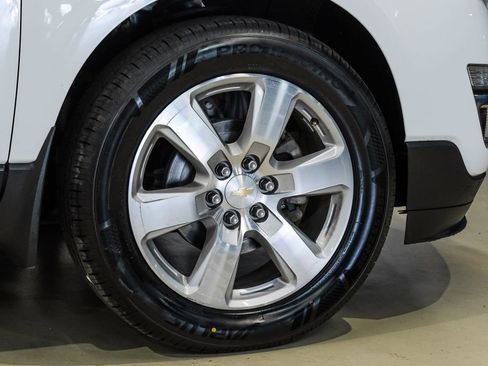 Used 2017 Chevrolet Traverse Premier FWD image 55