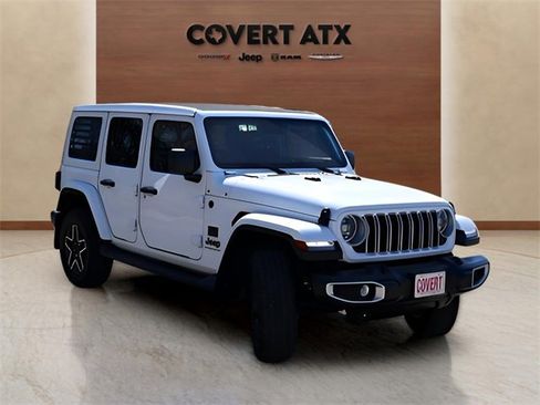 Used 2025 Jeep Wrangler Sahara w/ Safety Group image 7