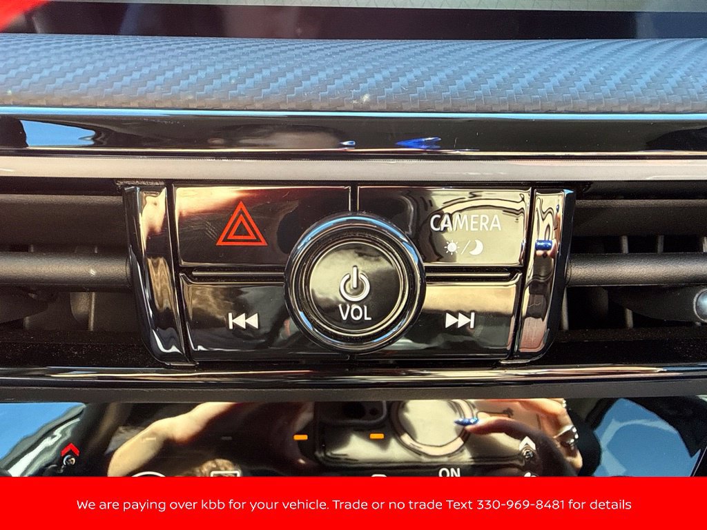 Certified 2025 Nissan Kicks SR AWD/4WD image 21