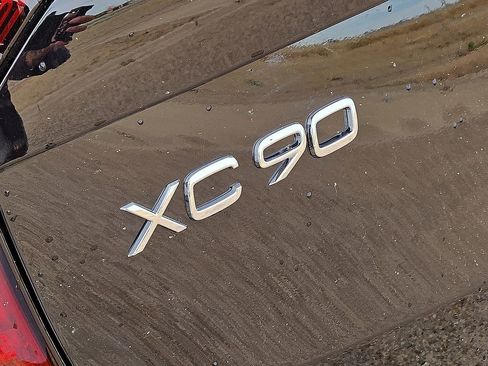 New 2026 Volvo XC90 B6 Plus image 11