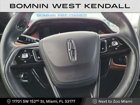 Used 2023 Lincoln Aviator Reserve image 12