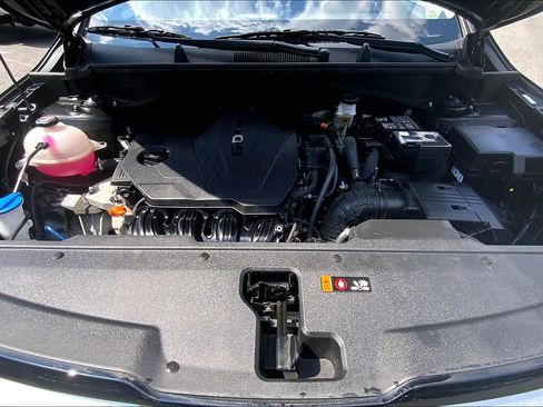 Used 2024 Kia Sportage EX FWD image 11