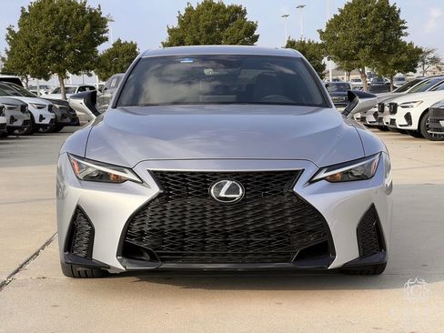 Used 2023 Lexus IS 350 F Sport image 9