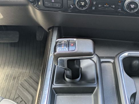 Used 2024 Chevrolet Silverado 1500 LT Trail Boss w/ Convenience Package II AWD/4WD image 25