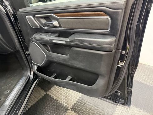 Used 2022 RAM 1500 Laramie AWD/4WD image 38