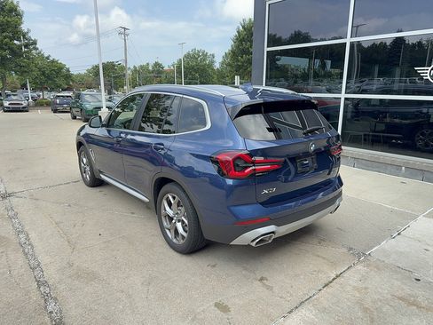 Used 2023 BMW X3 xDrive30i w/ Premium Package AWD/4WD image 3