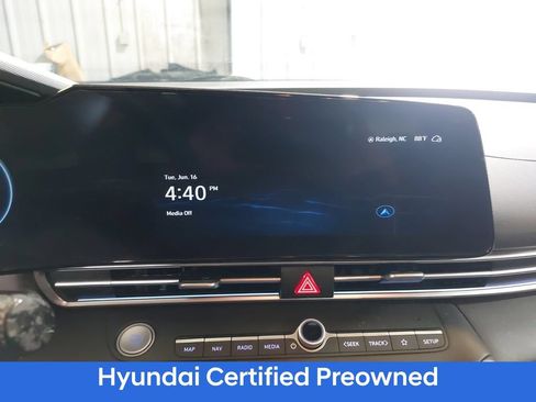Certified 2024 Hyundai Elantra SEL w/ Convenience Package FWD image 22