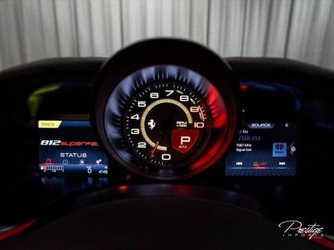 Used 2019 Ferrari 812 Superfast RWD image 41