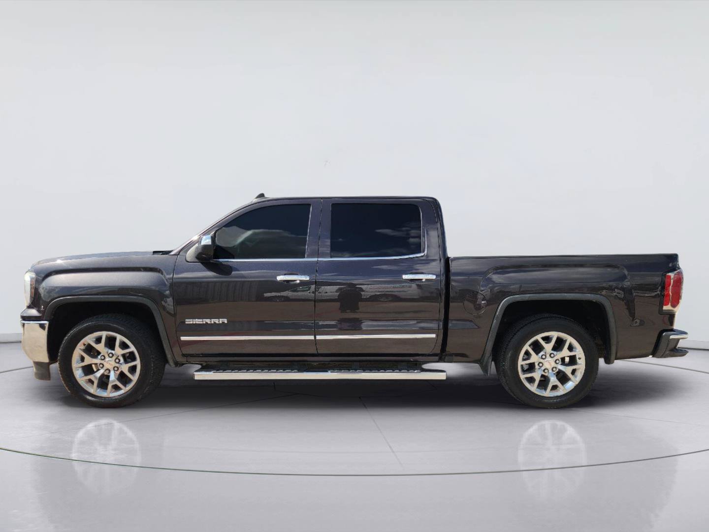 Used 2016 GMC Sierra 1500 SLT w/ SLT Premium Package RWD image 4